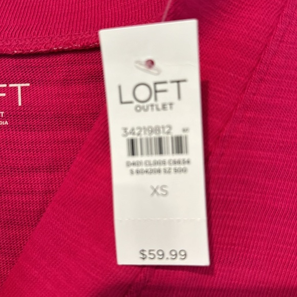 Loft hot pink top with crystal button finishing - Picture 5 of 5